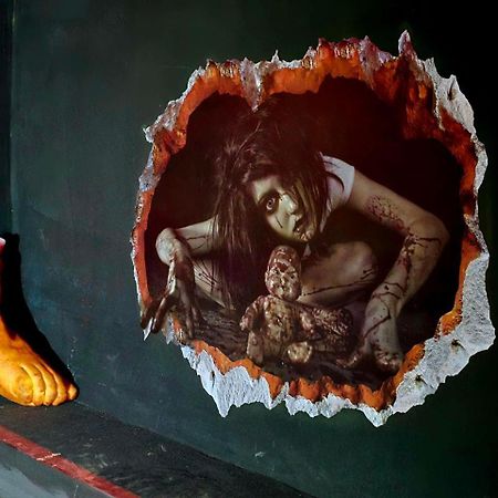 Scary Hostel Τυφλίδα Εξωτερικό φωτογραφία